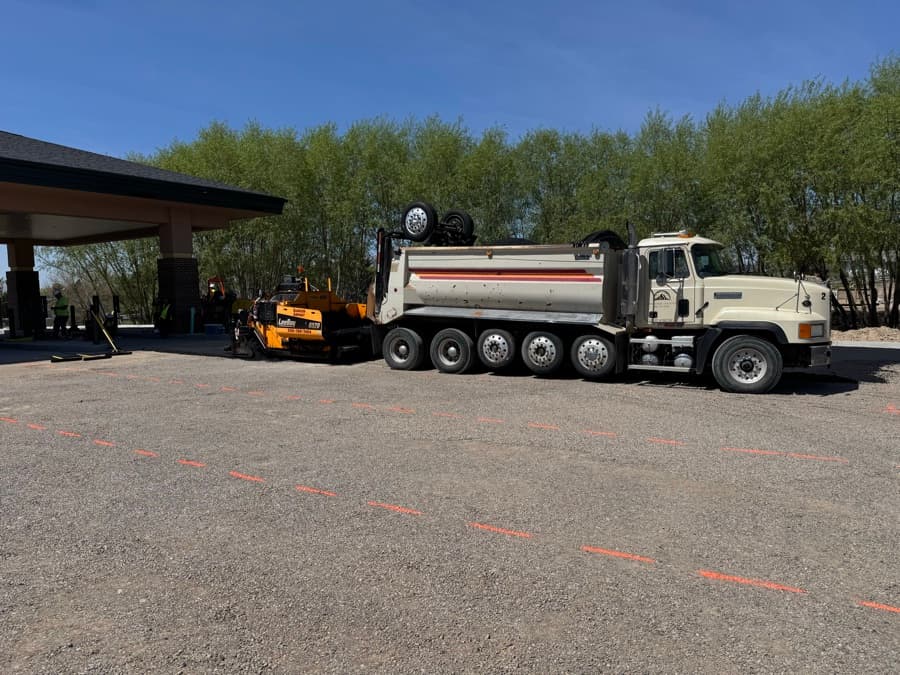 Mack Super Dump